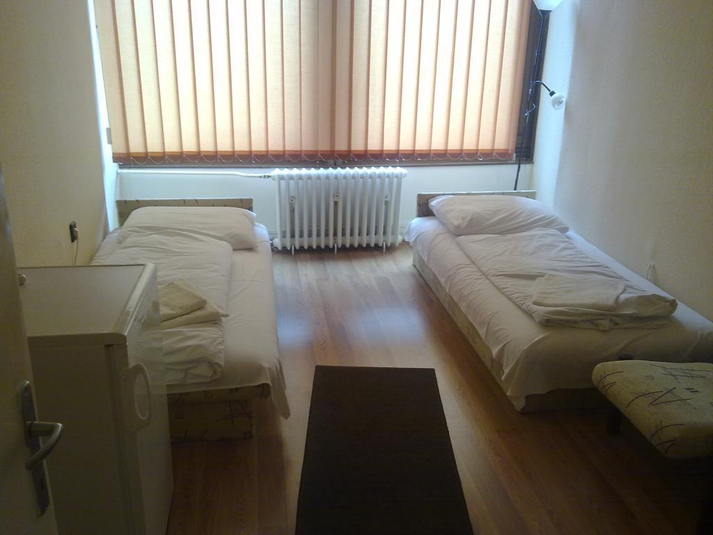 Eszterhazy Karoly Egyetem Hotel Eger Zewnętrze zdjęcie